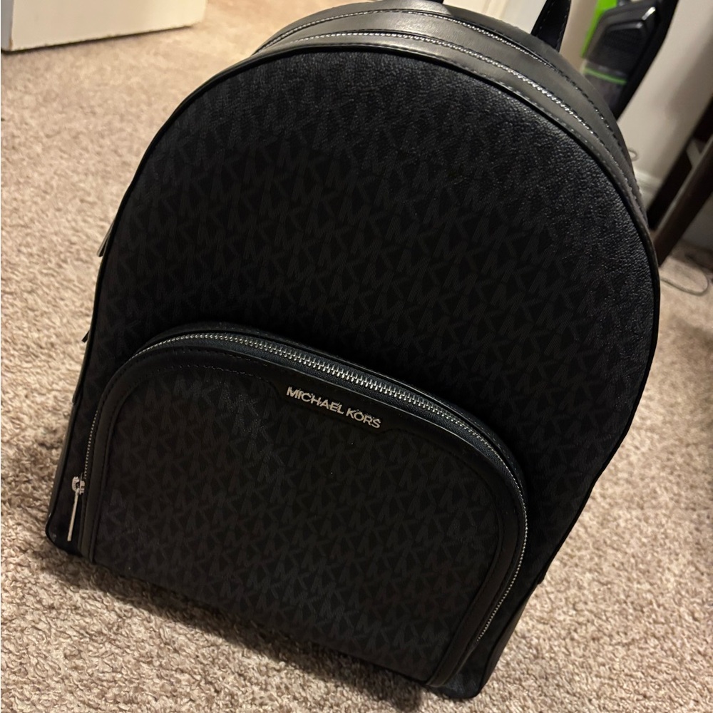 Michael Kors Black Backpack Sleek Design